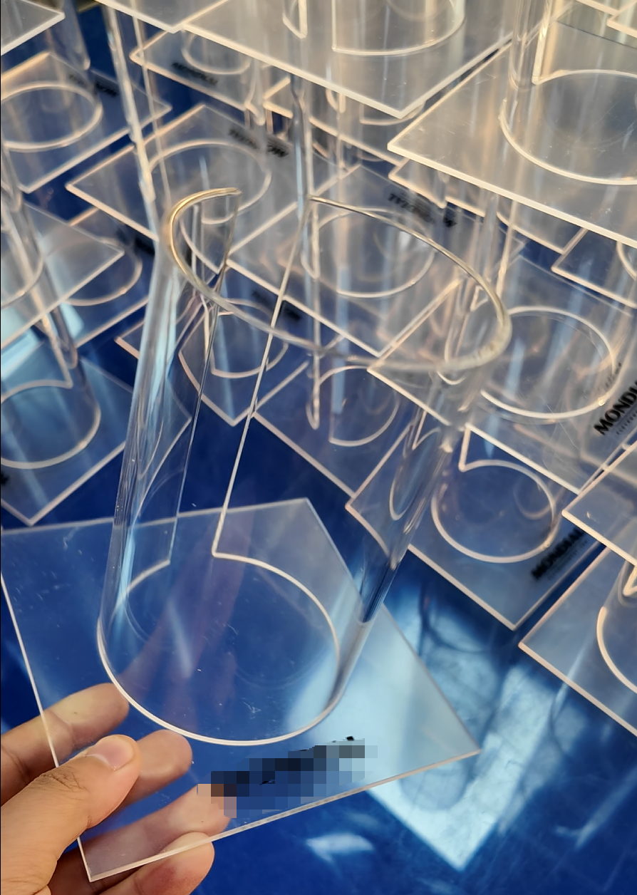 Die Vorteile von individuellen Acrylpräsentationen für den Einzelhandel